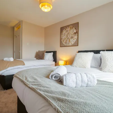 Trendy Central Apartment With Free Parking - Perfect For Contractors And Families Canterbury Exterior photo